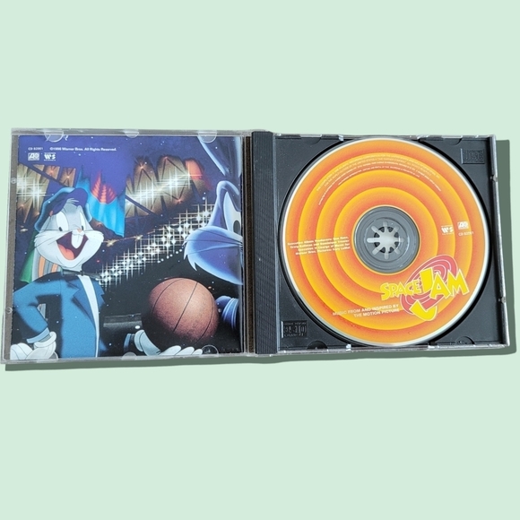 Space Jam soundtrack cd looney tunes Michael Jordan - Picture 2 of 5